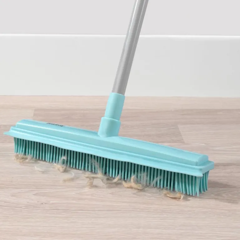 Balai coiffeur telescopique