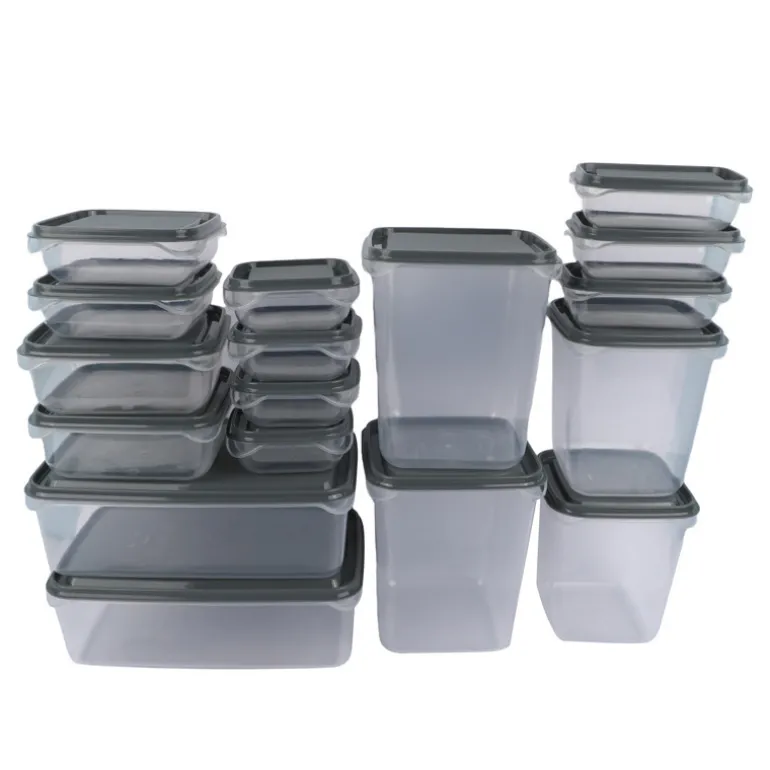 Lot de 17 boites alimentaires