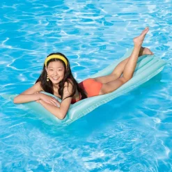 Matelas gonflable bleu